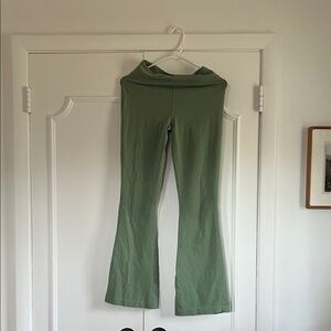 Mate the label flare leggings